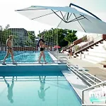 Cvse Clubház és Panzió Panzió