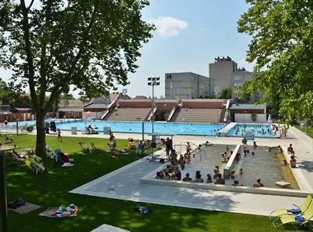 Cvse Clubház és Panzió