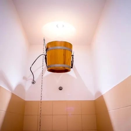 Cvse Clubhaz Es Panzio Frühstückspension *