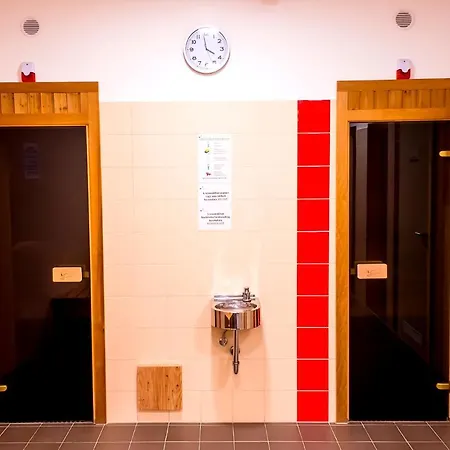 Cvse Clubhaz Es Panzio Frühstückspension *