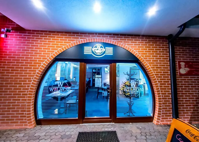 Cvse Clubhaz Es Panzio B&B *