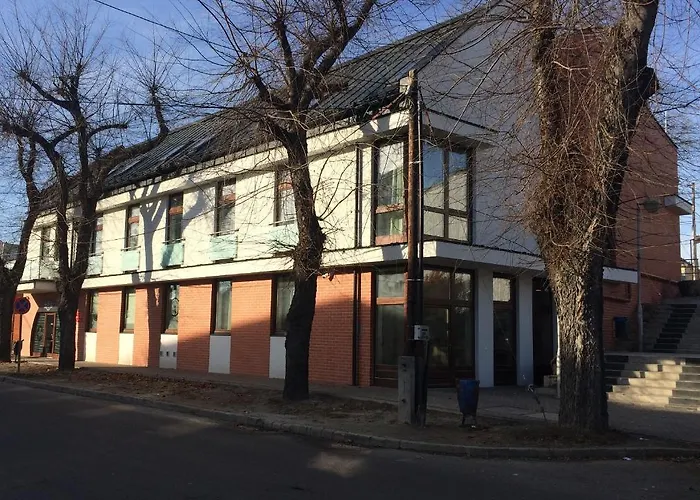 Cvse Clubhaz Es Panzio B&B 세글레드